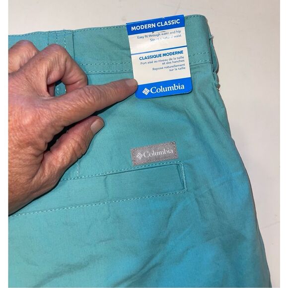 Columbia shorts 38 Men's Teal Blue Modern Classic Omni -Shield Advanced NWT $50 - Picture 3 of 5